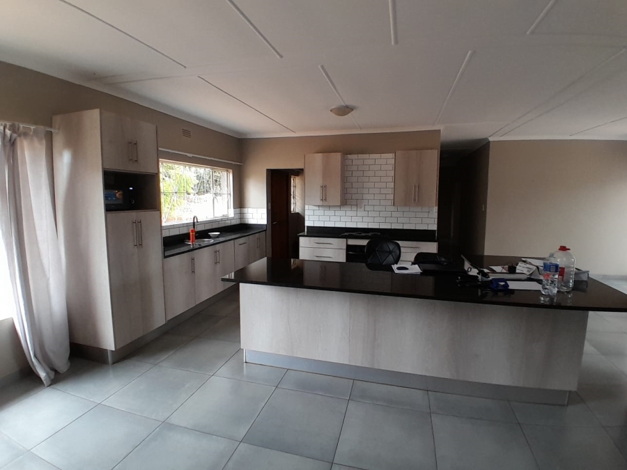 4 Bedroom Property for Sale in Kuruman Northern Cape